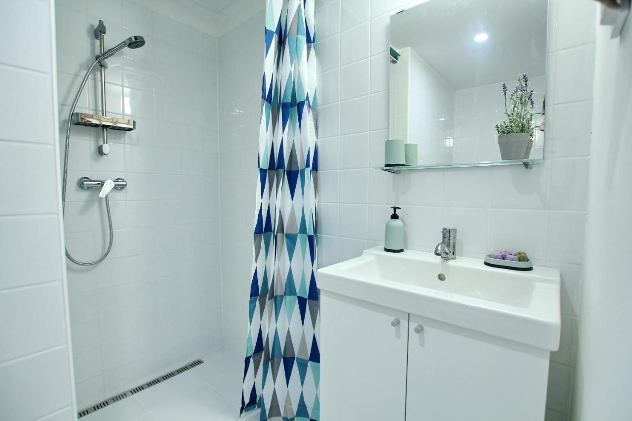 בודפשט Lovely&Modern Downtown Apartment With Free Parking מראה חיצוני תמונה